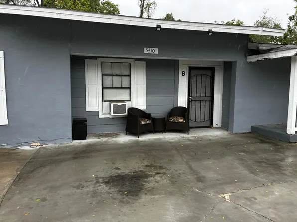 5210 Dodge Rd Unit B, Jacksonville, FL 32209