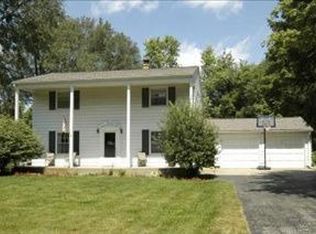 9373 E De Ave, Richland, MI 49083