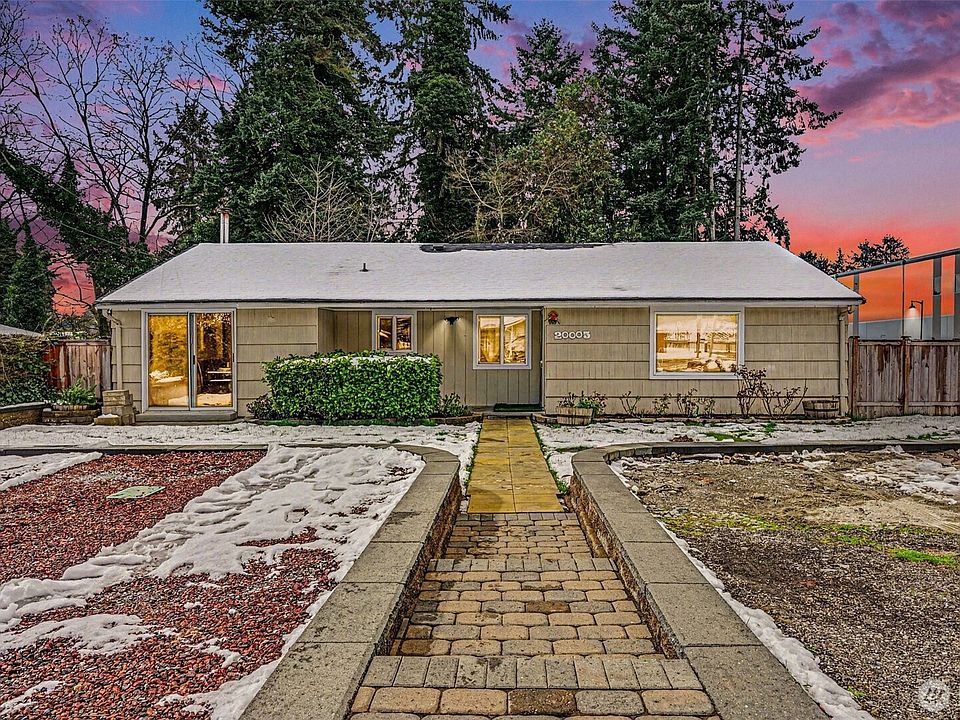 1st image of 20005 14th Avenue S