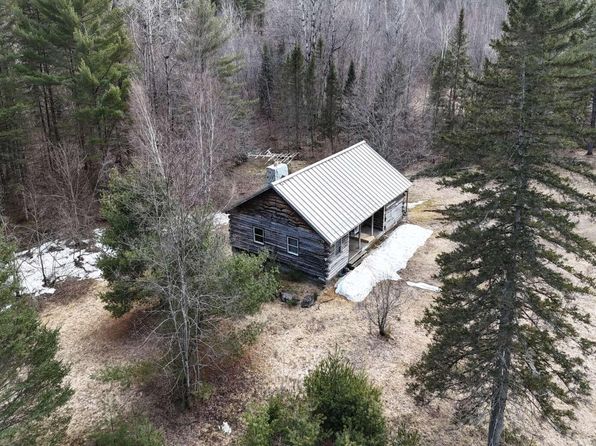 1645 E Madison Road, Madison, ME 04950