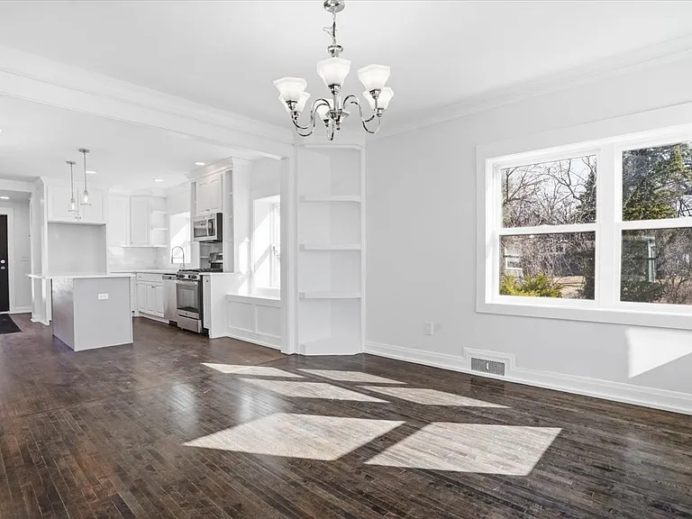 297 E Lakeview Ave #0 — Photo 17