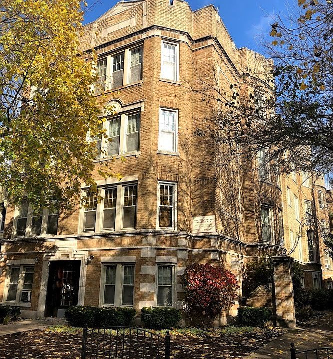 1st image of 324 S Maple Ave #328