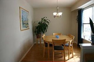 3rd image of 1449 Beaumont Cir