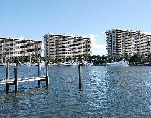 1st image of 2 Grove Isle Dr #B1104