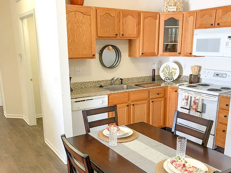 Savannah Ridge Apartments — Photo 7