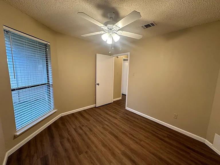 6416 Brookhaven Trl — Photo 21