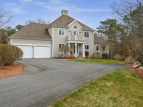 4th image of 21 Fairway Pointe Rd