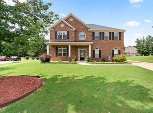 997 Donegal Dr, Locust Grove, GA 30248