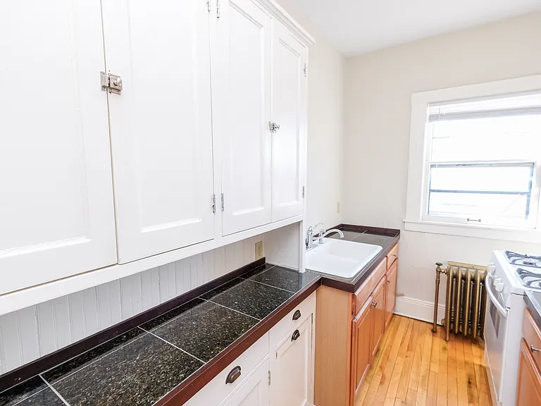 Legacy Rose Flats — Photo 32