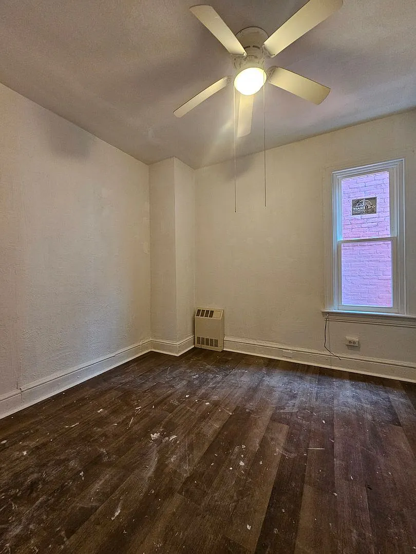 434 W. Princess Street — Photo 3