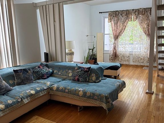 4th image of 5819 S Fairfield Ave