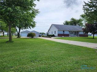 725 S North Curtice Rd, Oregon, OH 43616