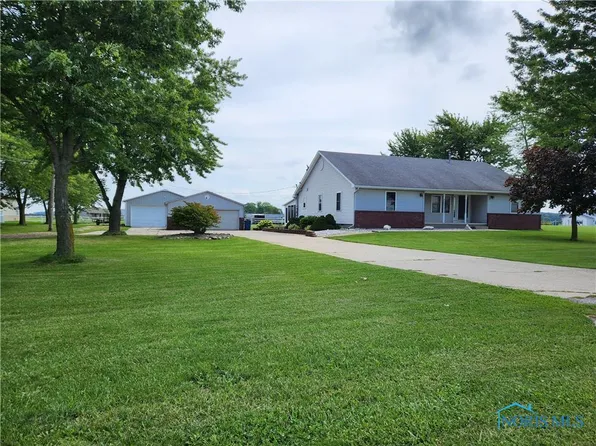 725 S North Curtice Rd, Oregon, OH 43616