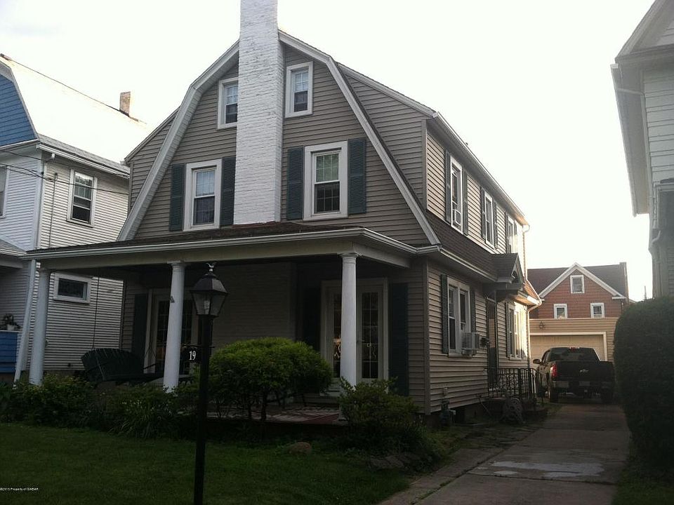1st image of 19 Church St