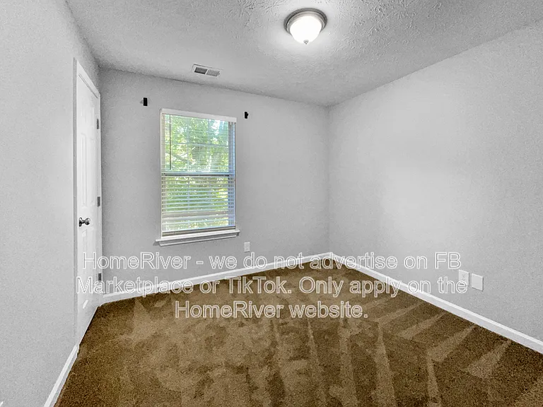 1032 Winterglen Way — Photo 11