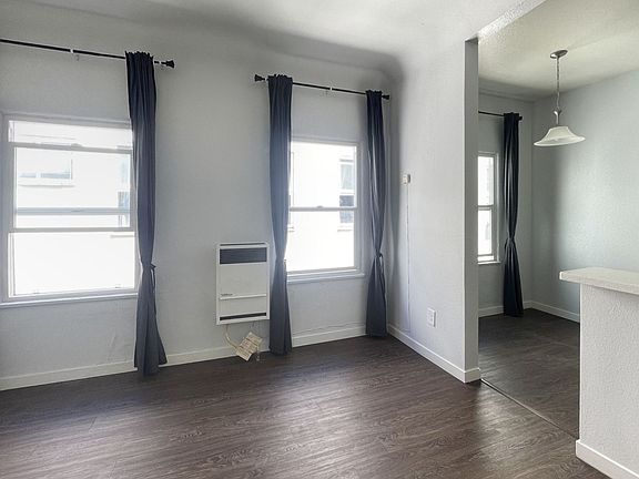 5th image of 1641 N Alexandria Ave APT 325