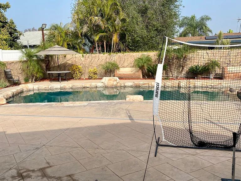 8145 Valdina Dr — Photo 10