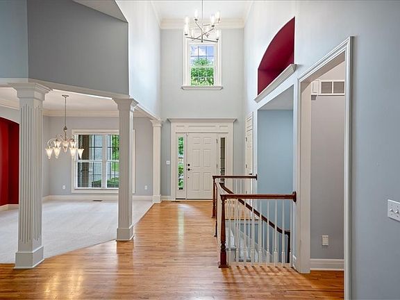 4th image of 8322 Haven St