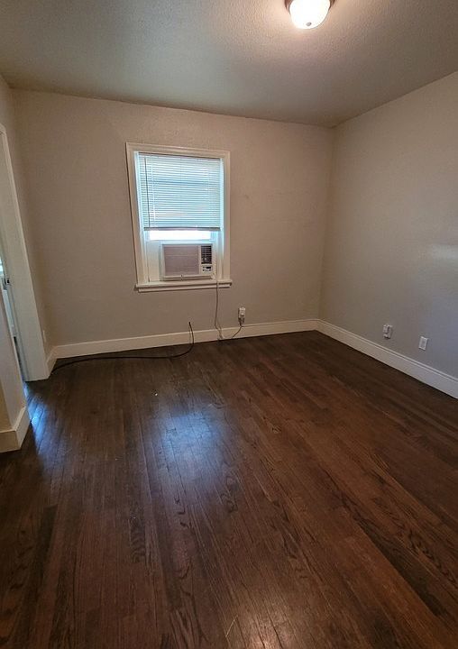 1st image of 1215 N 18th St APT 105