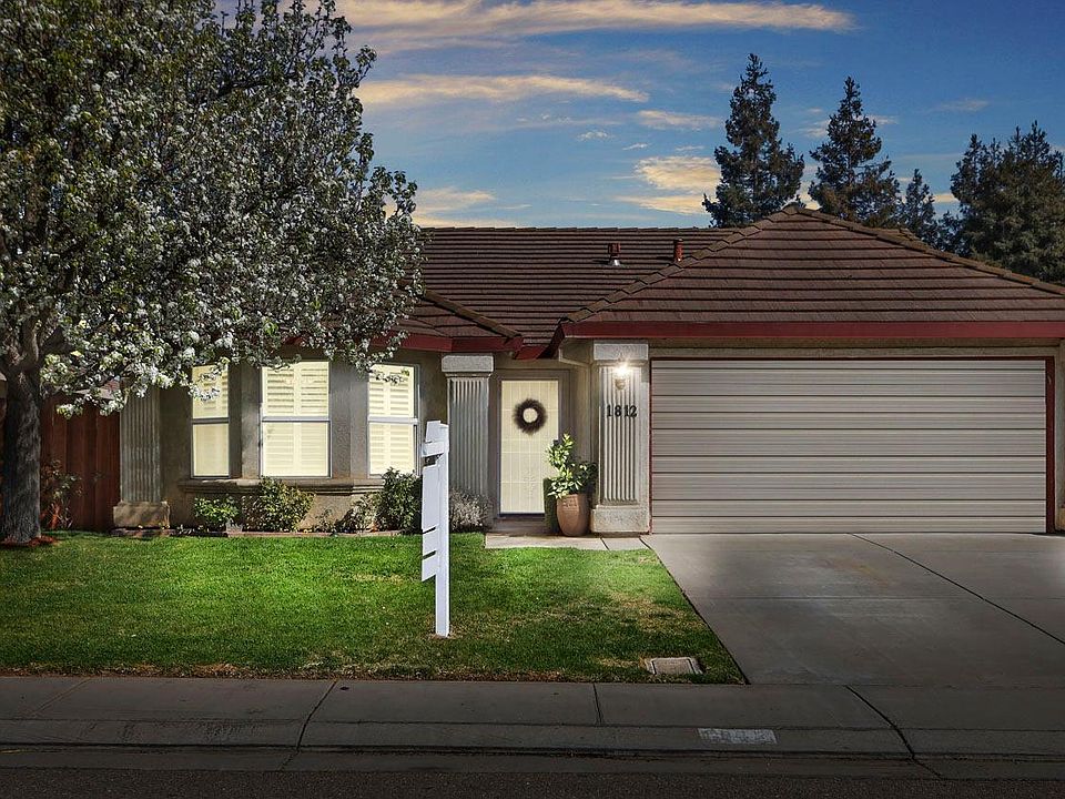 1st image of 1812 Blackbird Pl