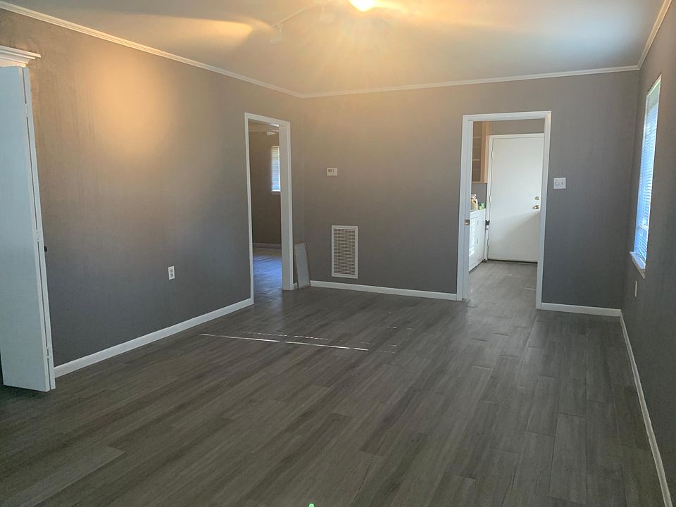 403 S 7th St, Richmond, TX 77469 | Zillow