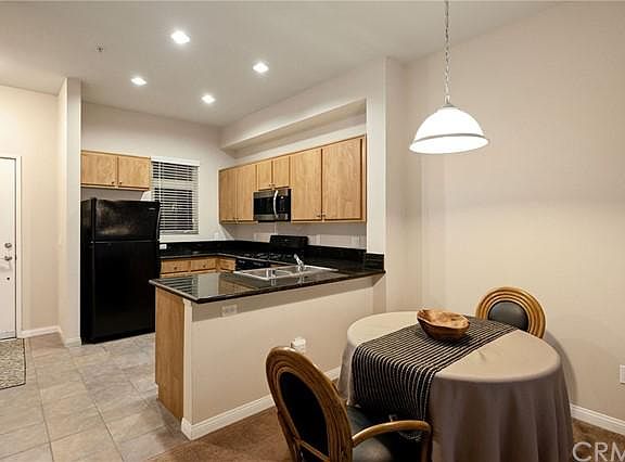 4th image of 2742 Cabrillo Ave Unit 110