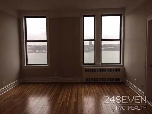 Rented by 24 7 NYC Realty Inc. | media 54