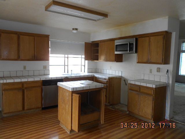 2nd image of 4639 Dowel Ave