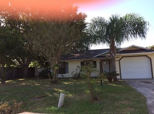1516 Meadow St, Wildwood, FL 34785
