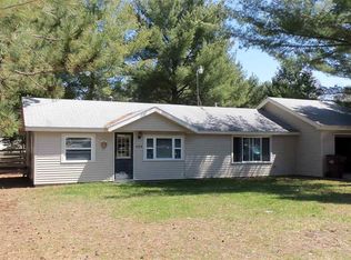 1532 Palm Tree Ct, Saint Helen, MI 48656