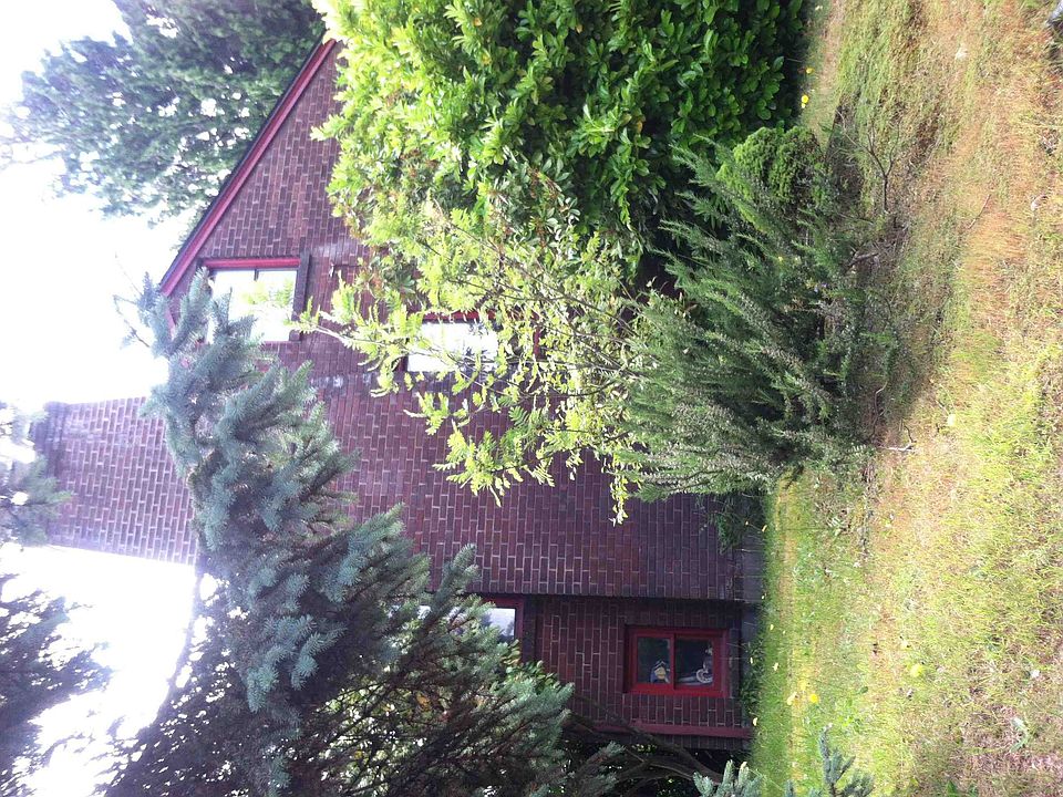 2nd image of 2412 NE 80th St