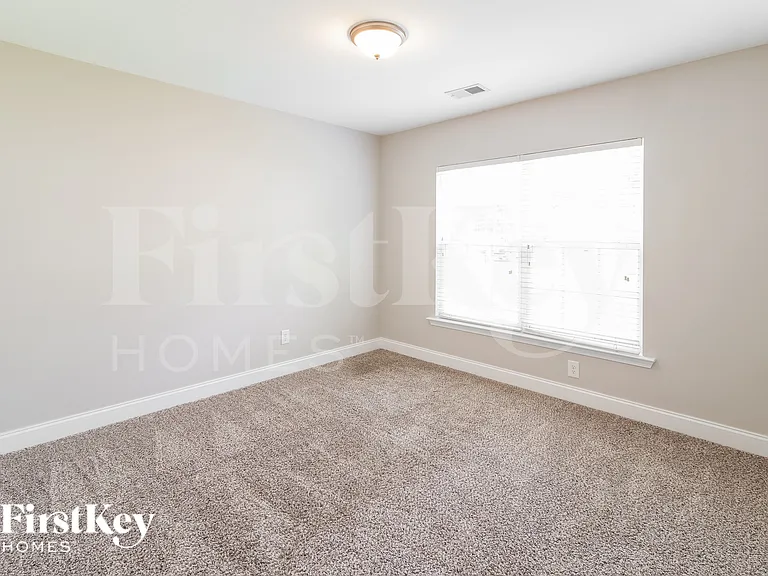 108 Farm Quarters Dr — Photo 9
