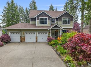 90 E Country Club Dr, Allyn, WA 98524