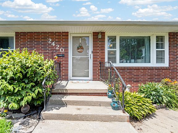 3rd image of 2420 Logan Ave