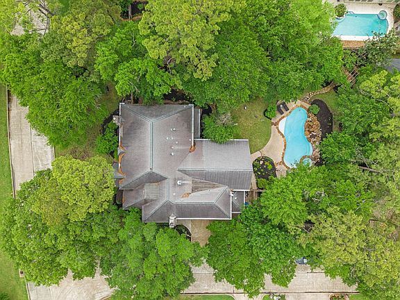 4th image of 15427 Terrace Oaks Dr