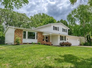 133 S Yellowstone Dr, Madison, WI 53705
