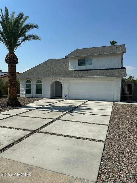 4 bed, $4,500 — Photo 3
