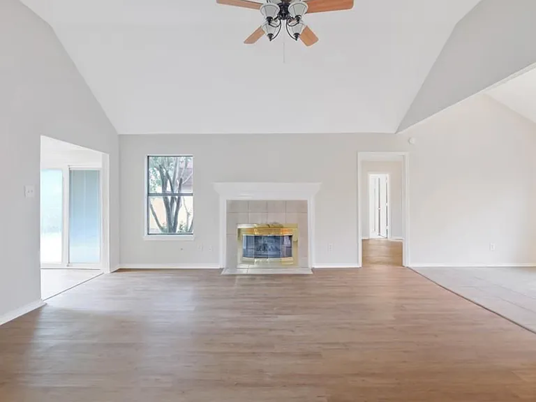 6204 Avanti Dr — Photo 6