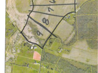 5 Locust Ln, Littlestown, PA 17340