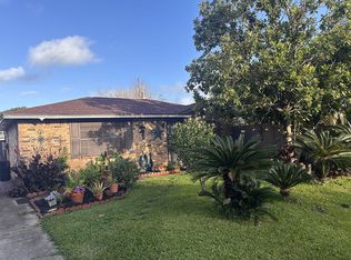 4722 Caroline St, Seabrook, TX 77586