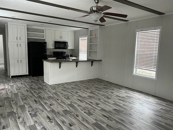 2nd image of 2432 Gulfway Blvd