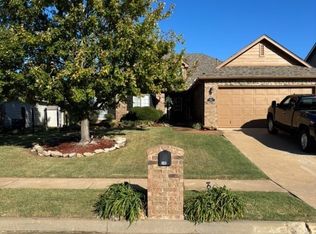 5111 Skylane Pl, Sand Springs, OK 74063