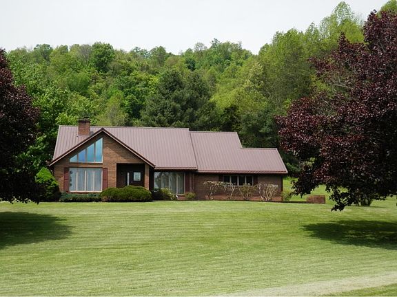 3rd image of 171 Smithfield Dr