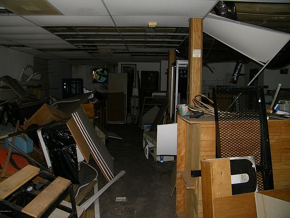 5th image of 1462 E 12th St