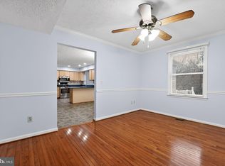 7916 Evesboro Dr, Severn, MD 21144