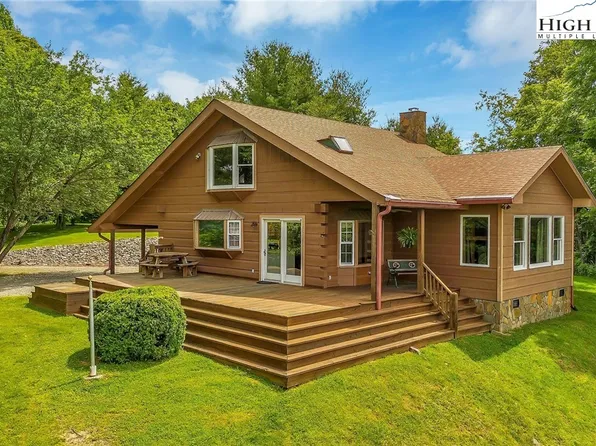 127 Sanctuary Drive, Crumpler, NC 28617