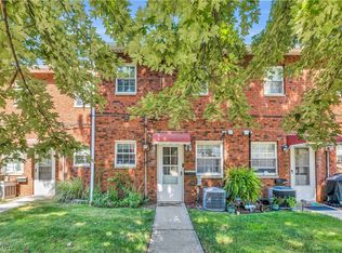 20187 Grannis Rd, Cleveland, OH 44126