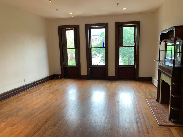 15 W 120th St
