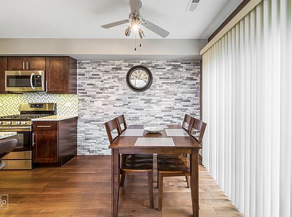 5th image of 1024 N Knollwood Dr