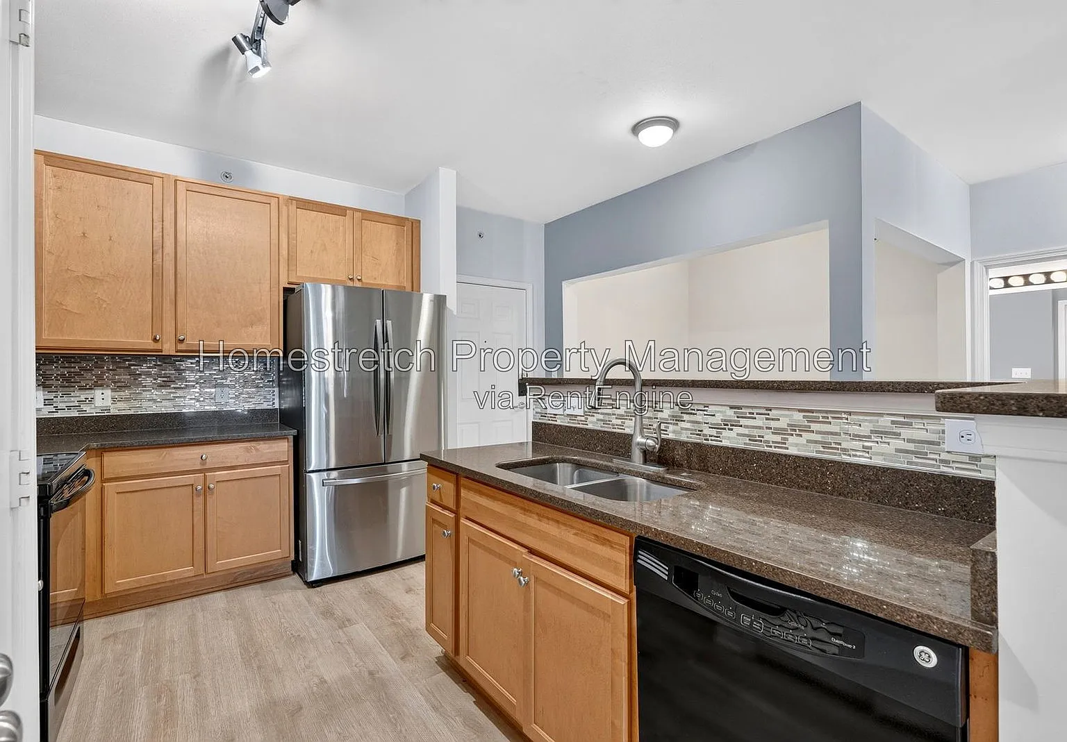 2 bed, 2.0 bath, 1127 sqft, $900 — Photo 4